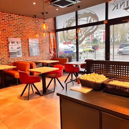 Ingrid Stylisch Und Zentral In Vs Mit Parkplatz Apartment